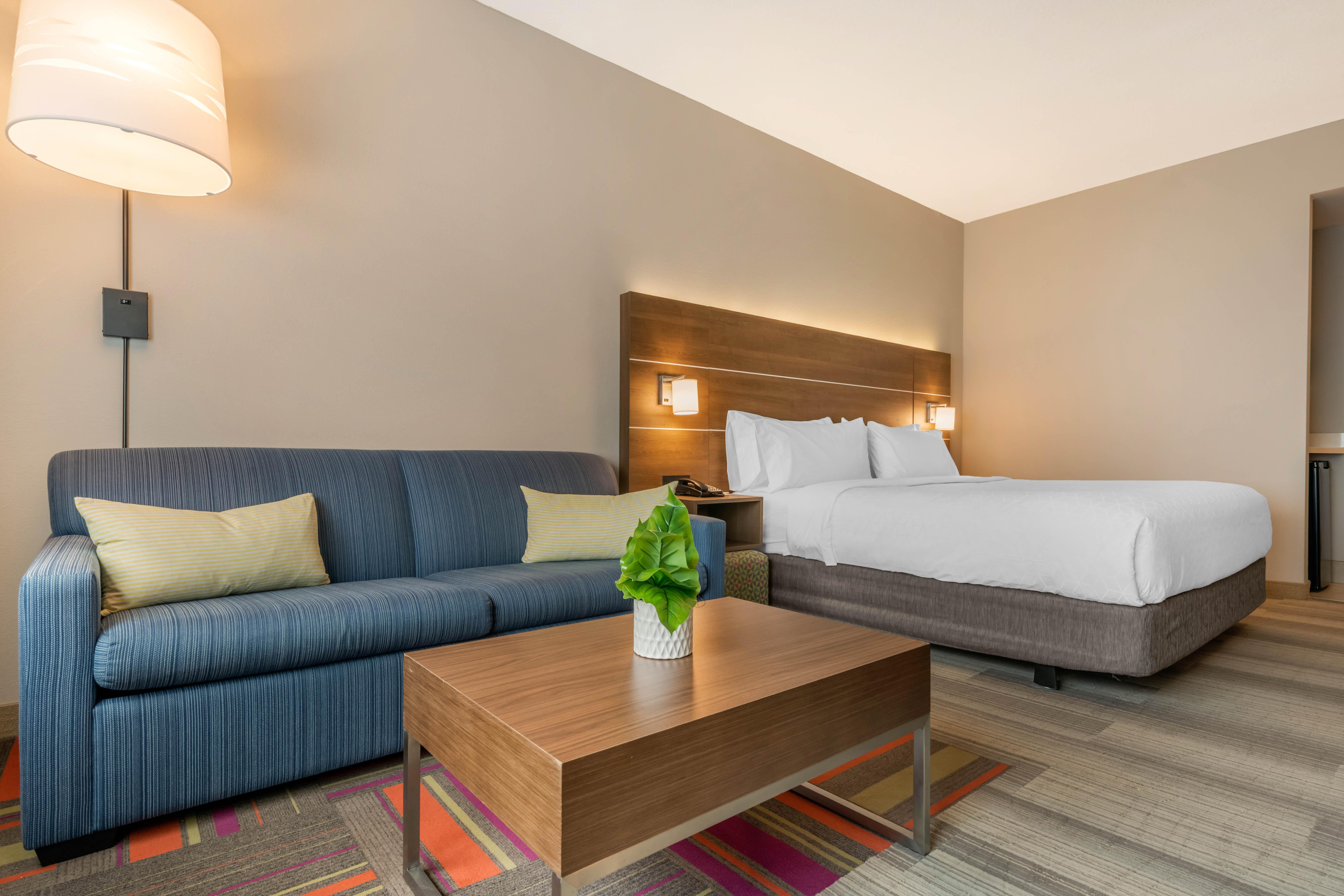Holiday Inn Express & Suites - St. Petersburg - Madeira Beach By Ihg Exterior foto