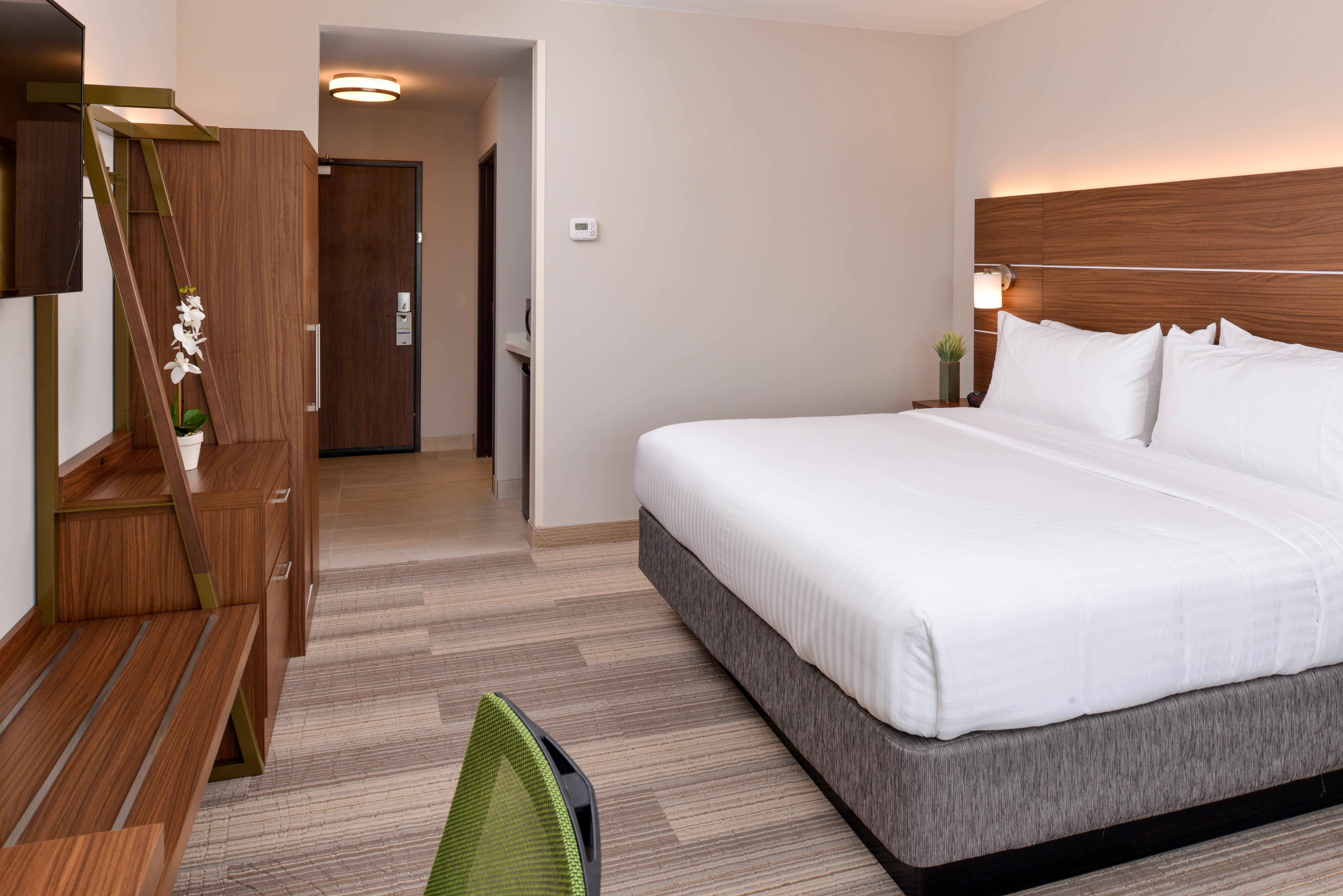 Holiday Inn Express & Suites - St. Petersburg - Madeira Beach By Ihg Exterior foto
