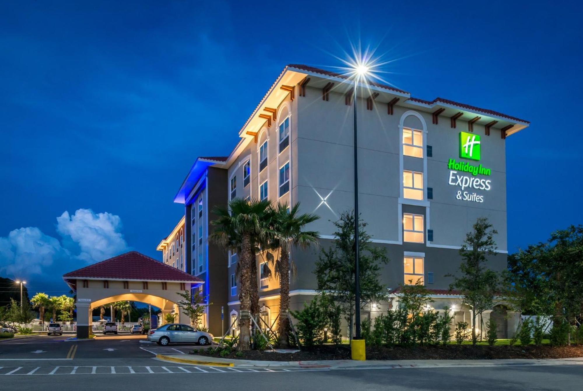 Holiday Inn Express & Suites - St. Petersburg - Madeira Beach By Ihg Exterior foto